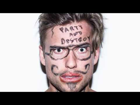 Party Favor - Party & Destroy - YouTube