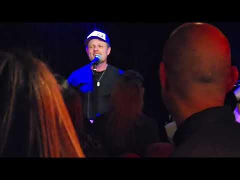 Sveistrup - YouTube