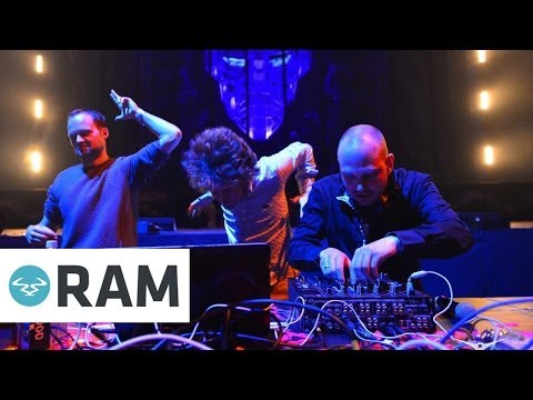 Noisia - YouTube