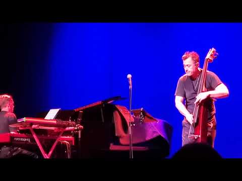 Chris Minh Doky - YouTube