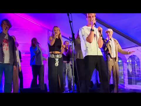 Ungdomsskolens kor Helsingør Espergærde - YouTube