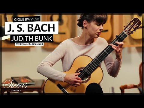 Judith Bunk Classical Guitarist - YouTube