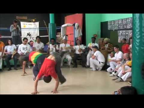 Boneco Amazonas - YouTube
