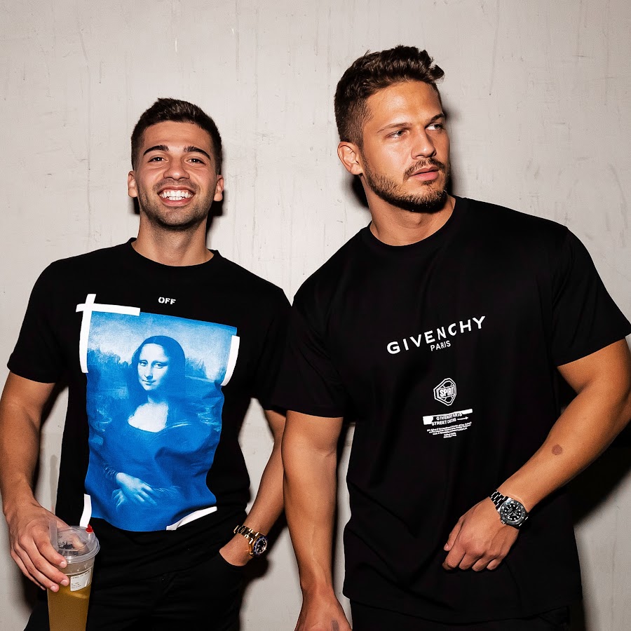 VINAI
