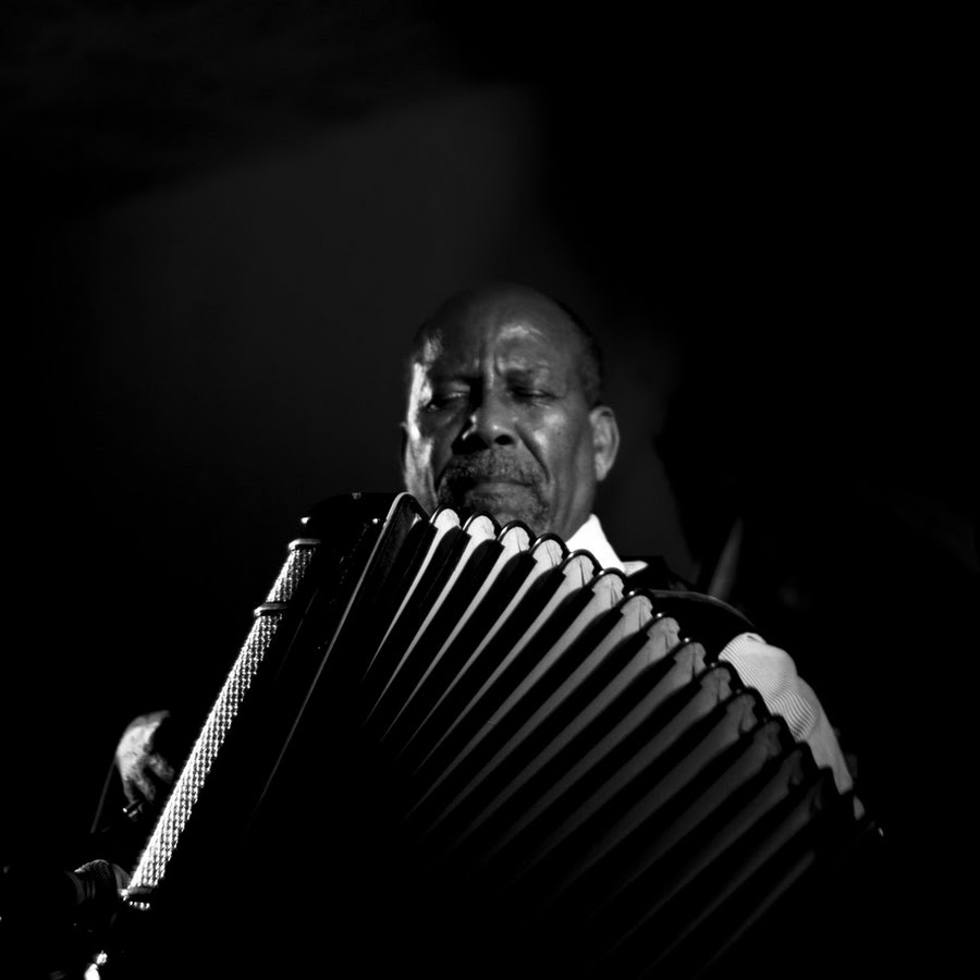 Hailu Mergia - Topic