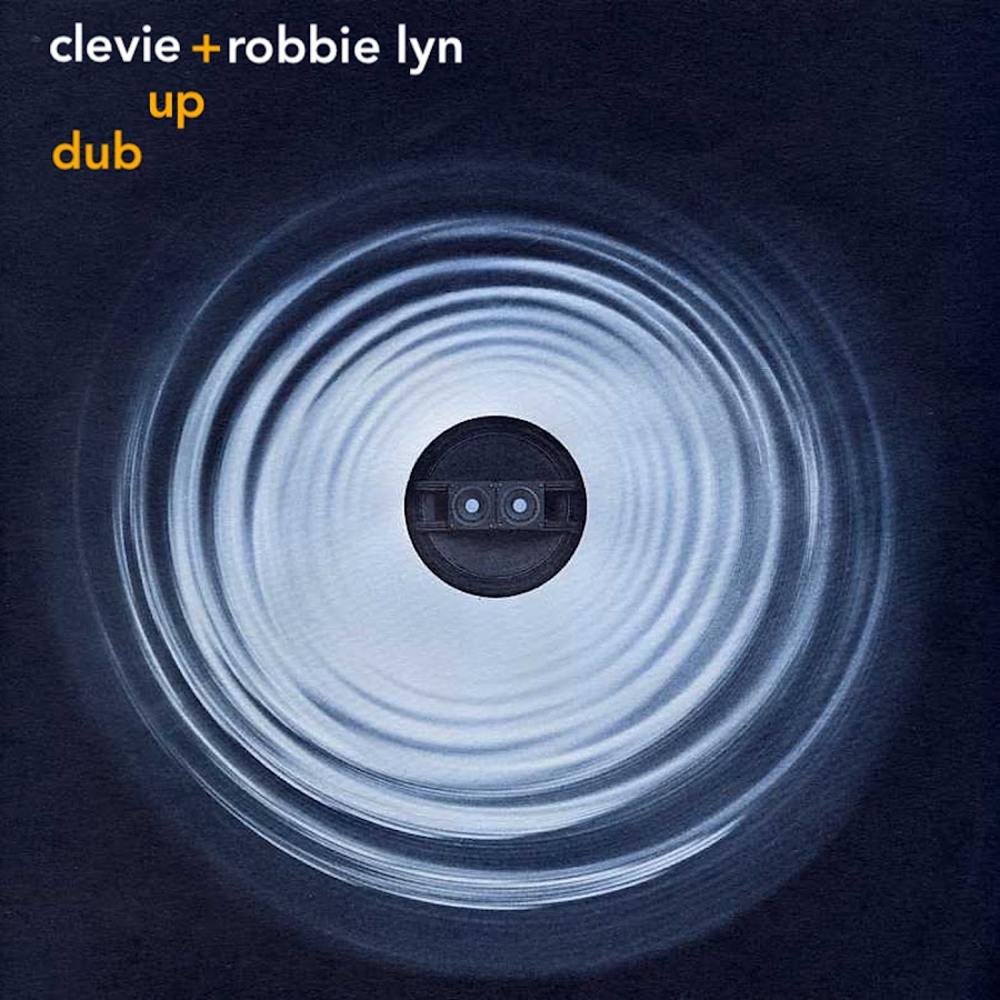 Robbie Lyn - Topic
