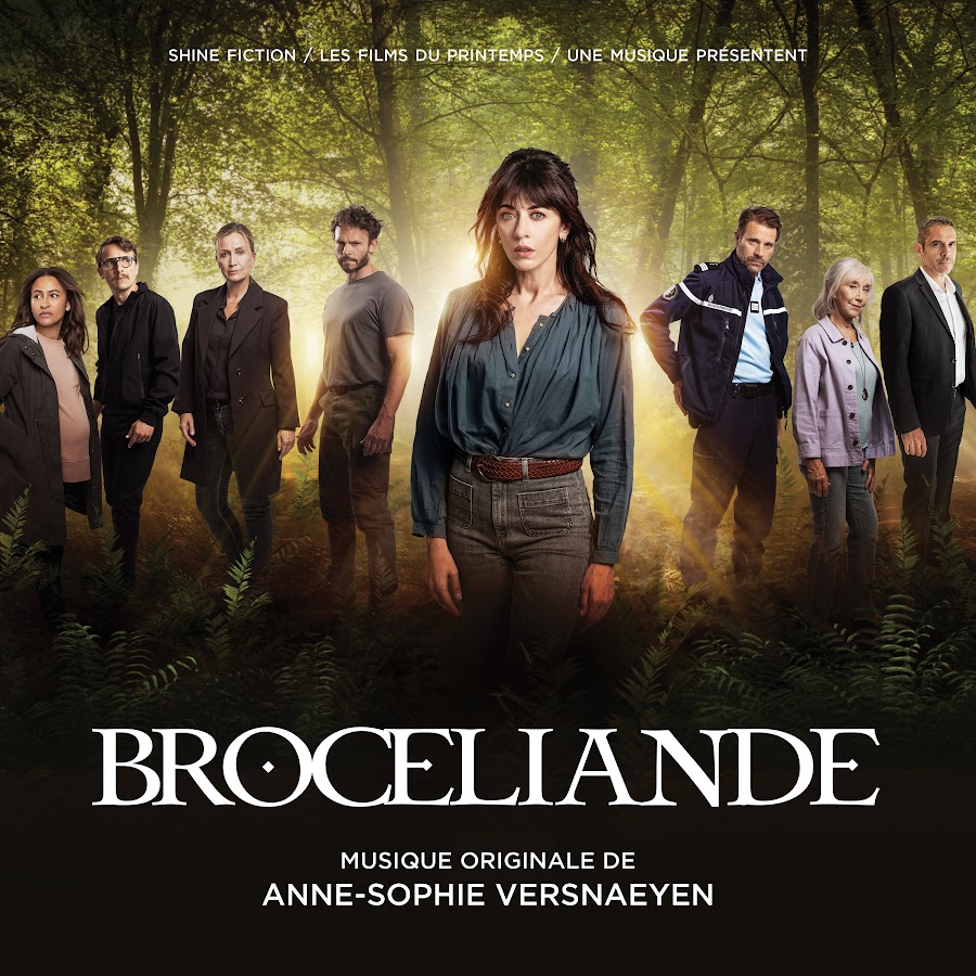 Anne-Sophie Versnaeyen - Topic