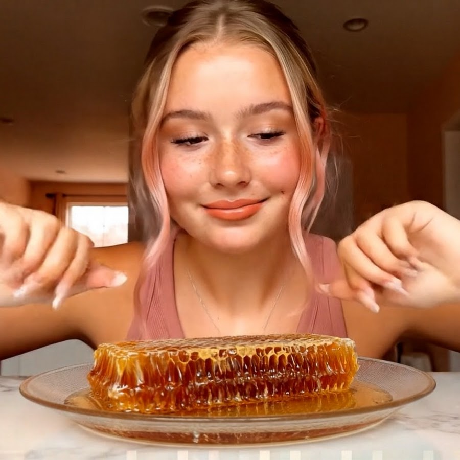 Muckbang_Gang_ASMR
