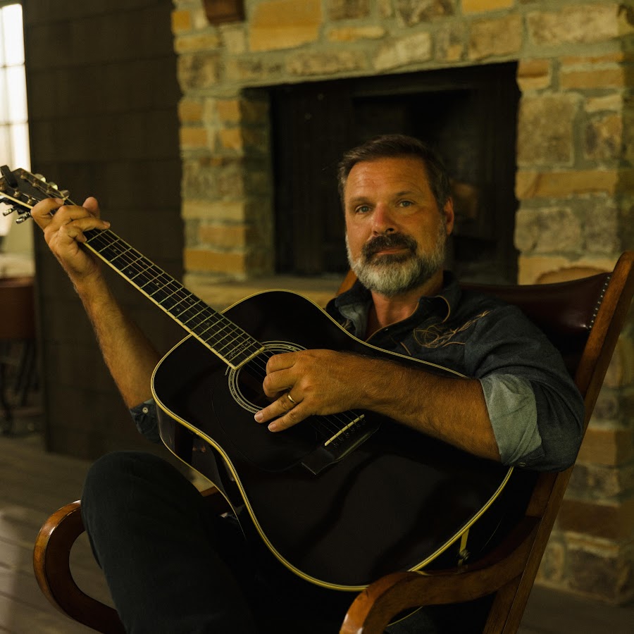 Mac Powell