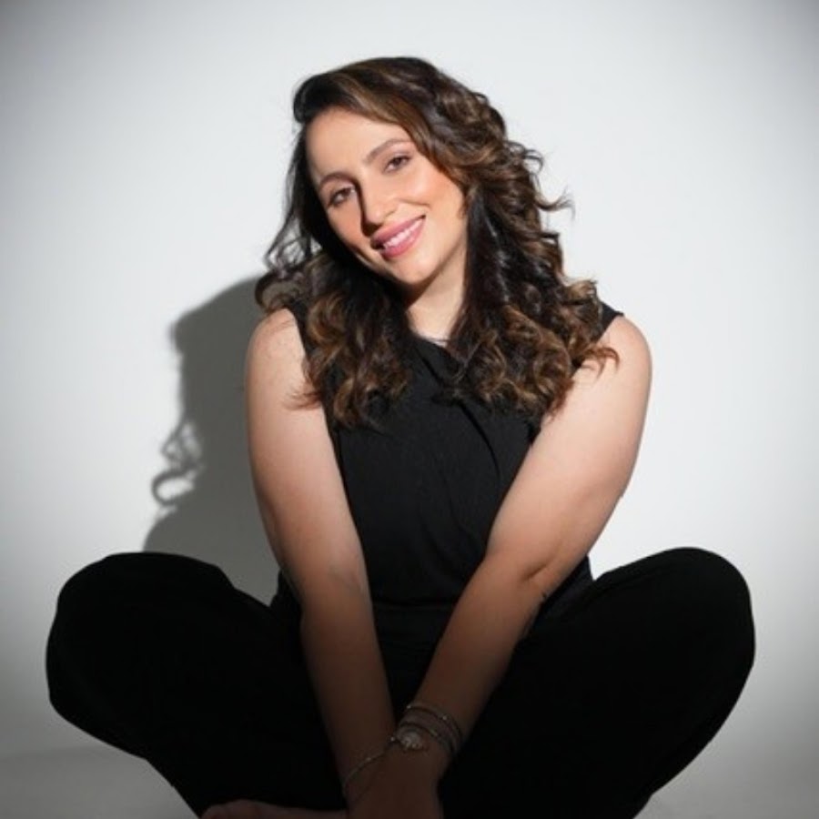 Salwa Taha - Topic