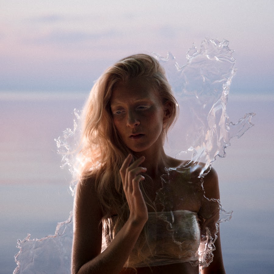 iamamiwhoami