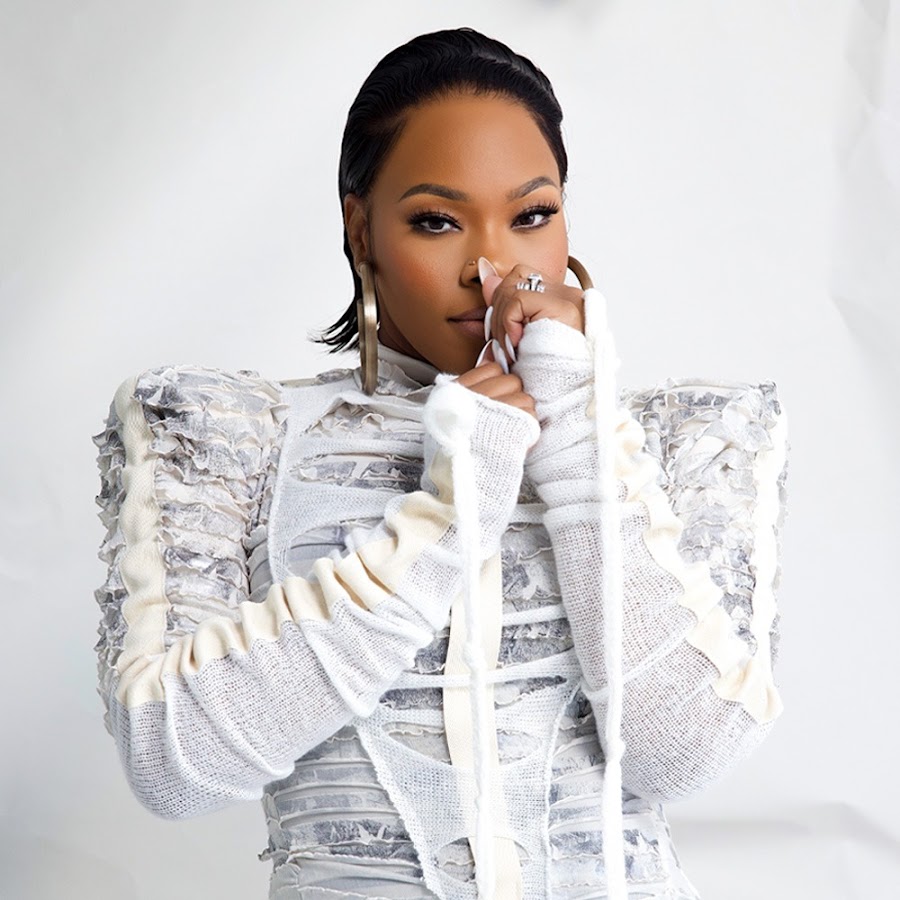 Tasha Cobbs Leonard