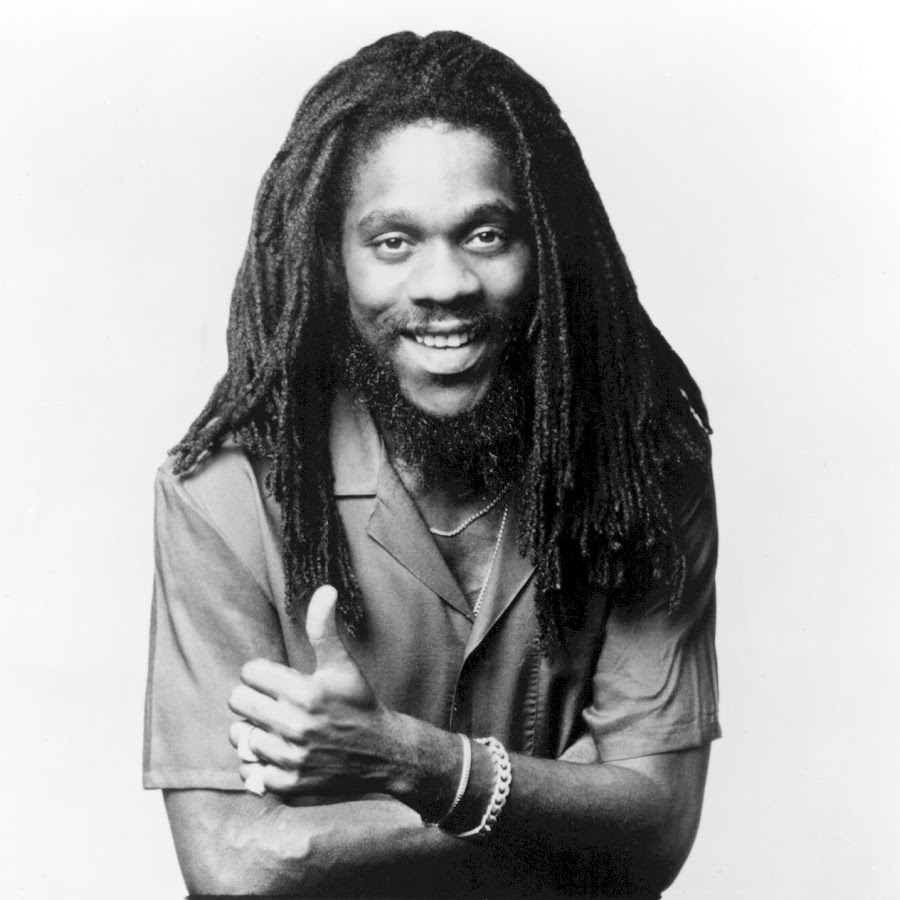 Dennis Brown - Topic