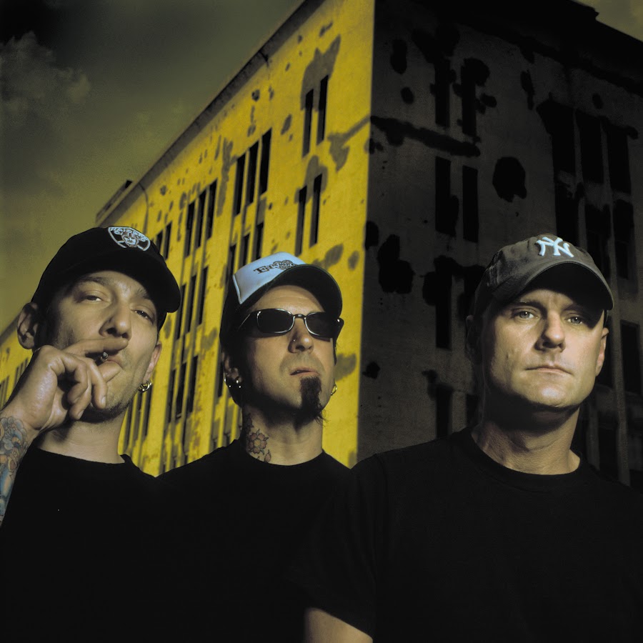 Unsane - Topic