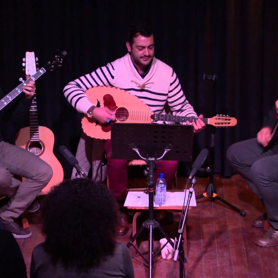 TRIO LEVANTE - Topic