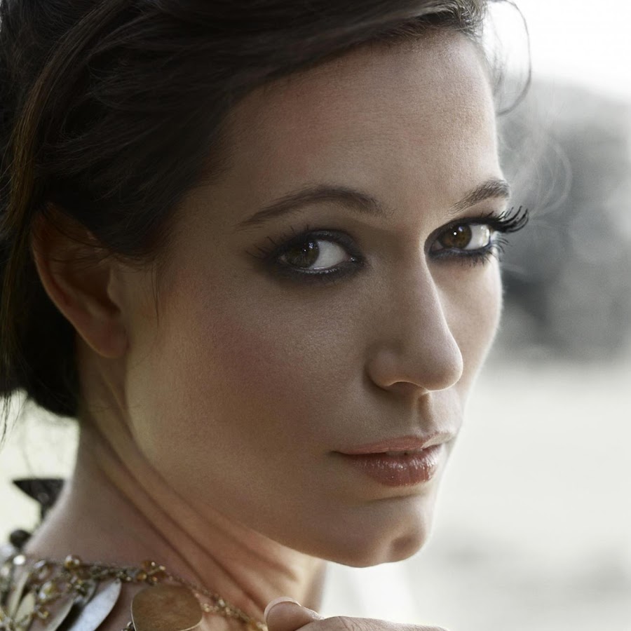 Kate Royal - Topic