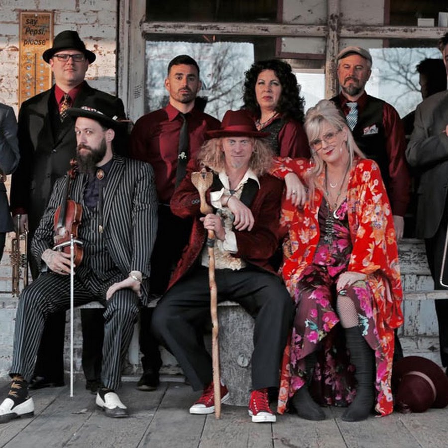 Squirrel Nut Zippers - Topic