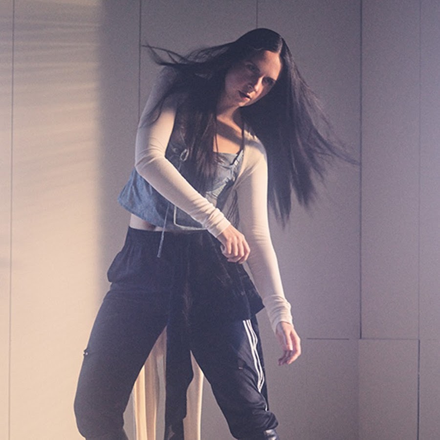 MOMOMOYOUTH