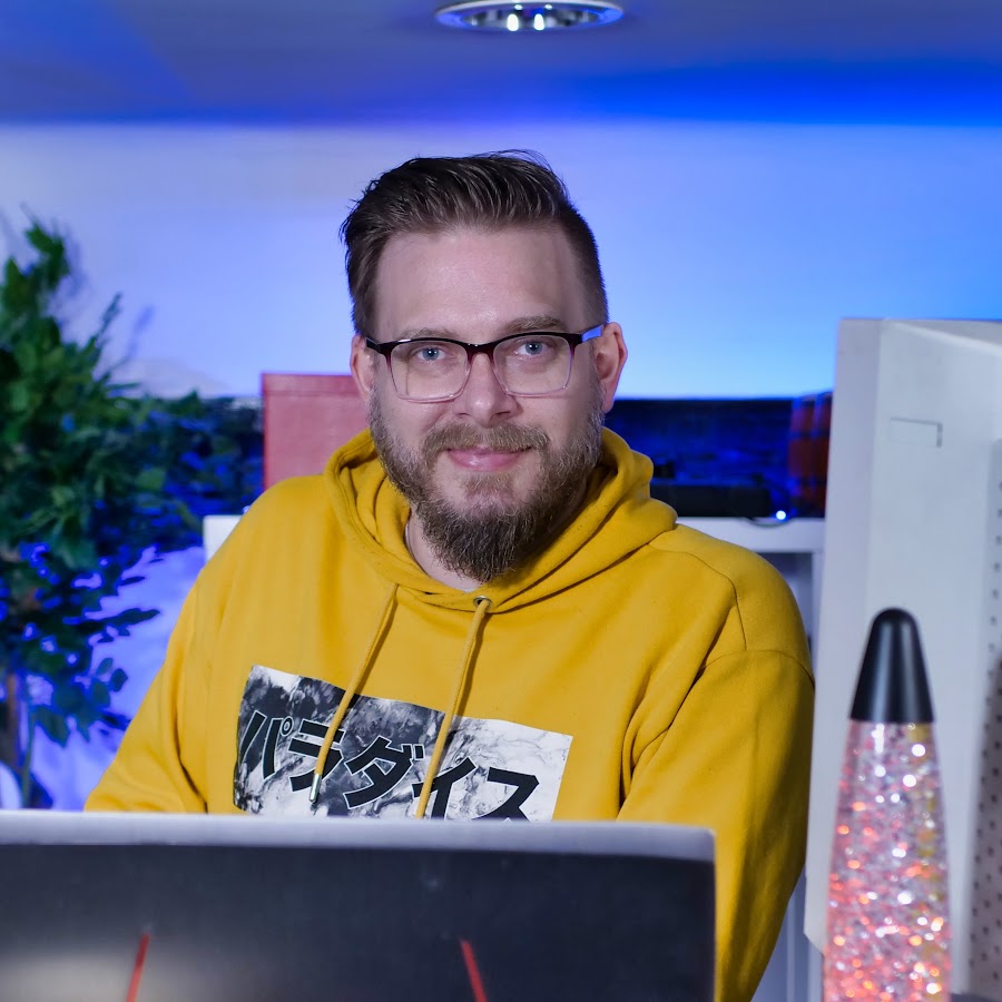 B:\Nostalgia Nerd