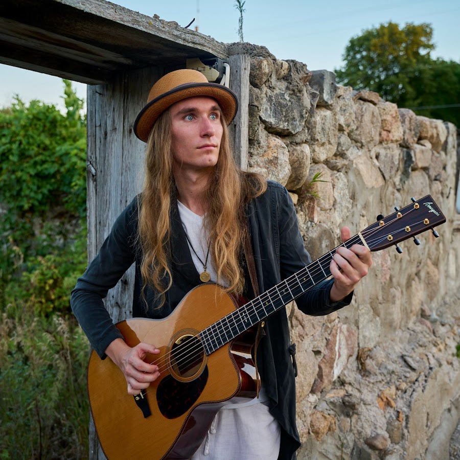 Sawyer Fredericks