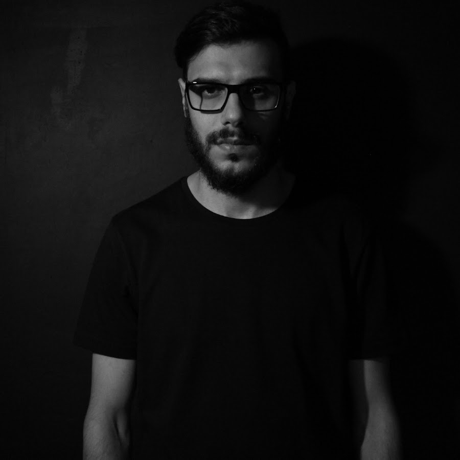 Lewis Fautzi - Topic