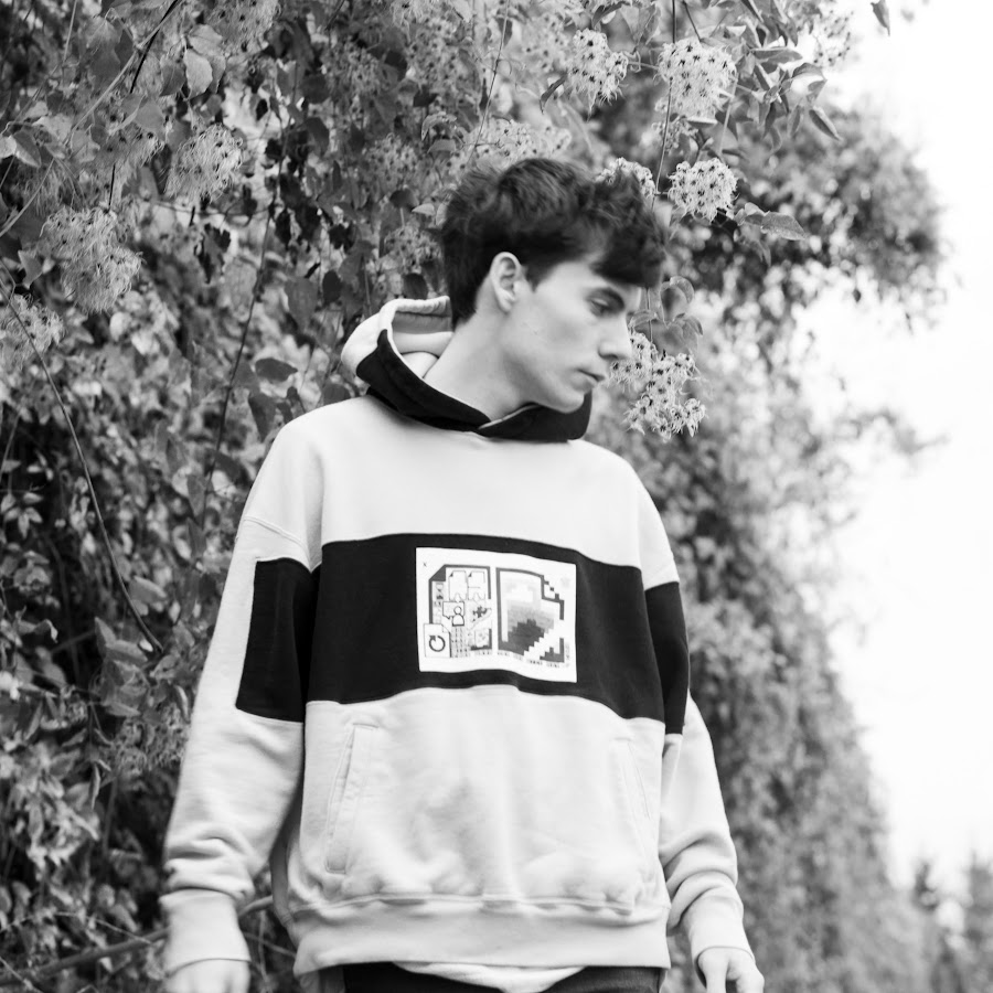 G Jones