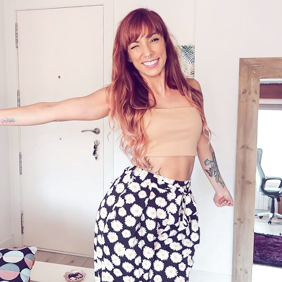Naiara Always Happy