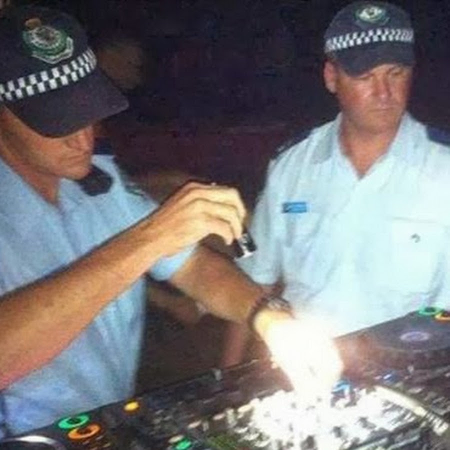 Housetraxx