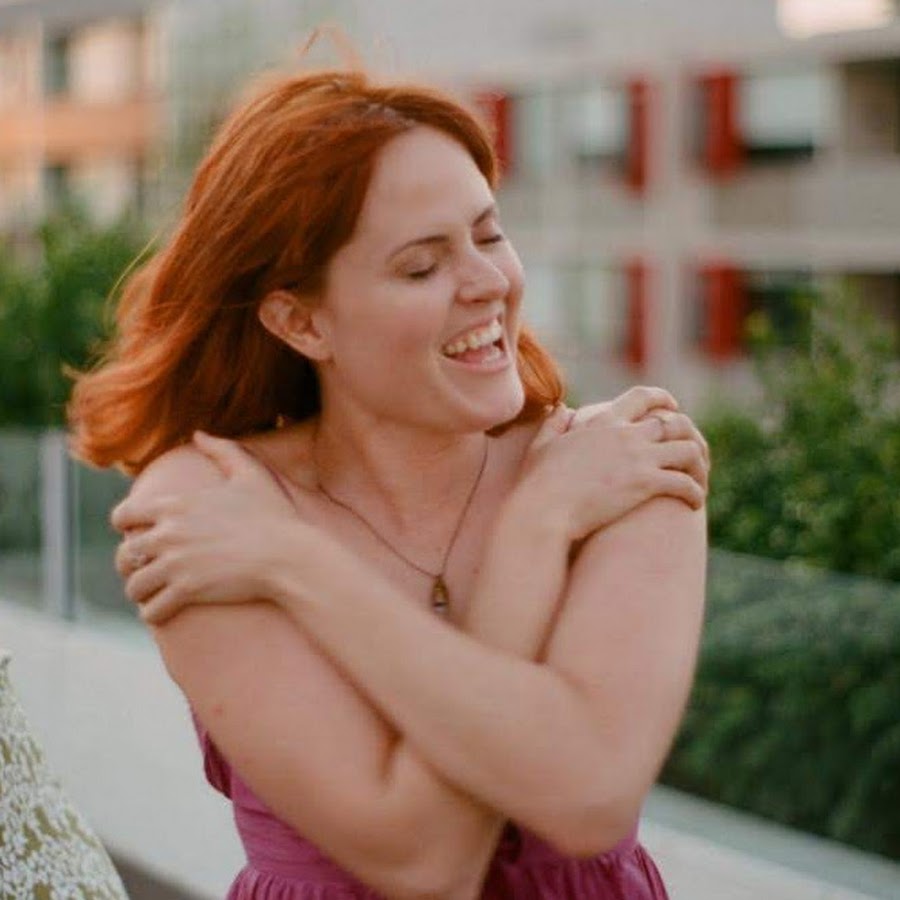 Xenica Ayling