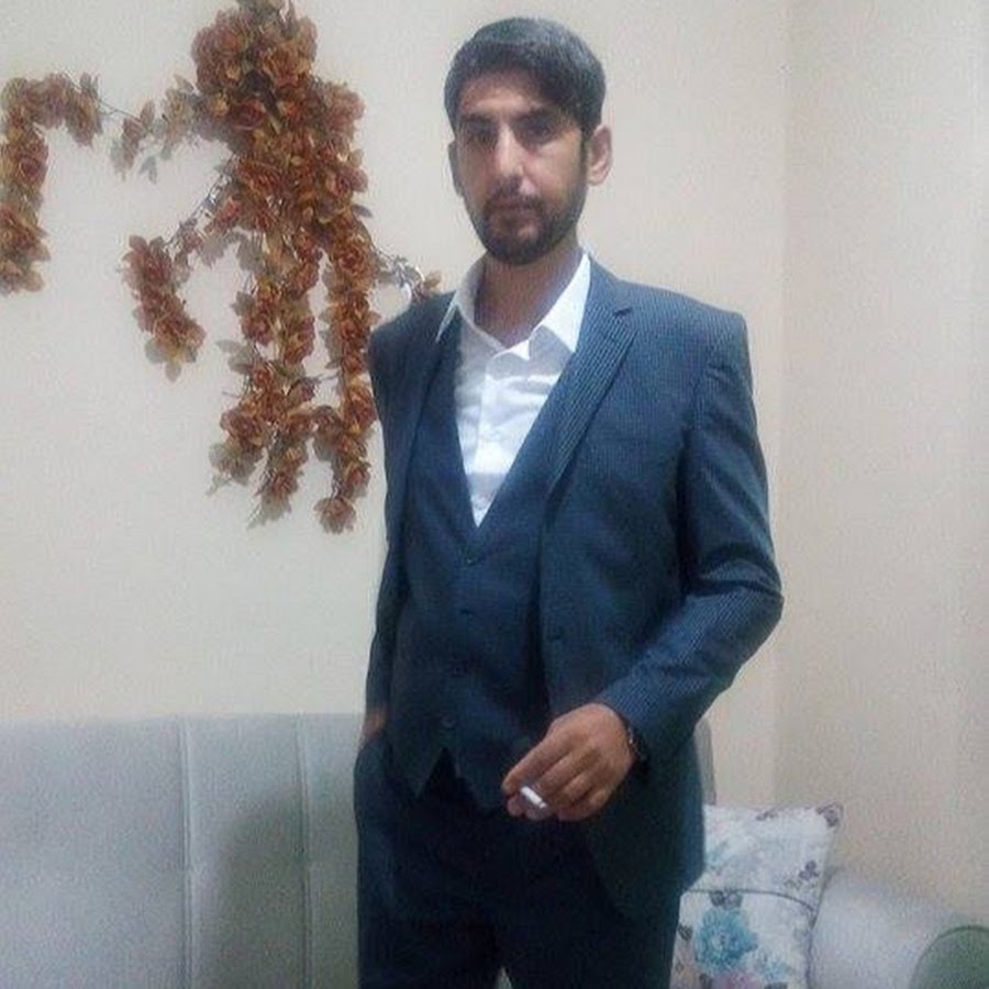 Esmer Adam26