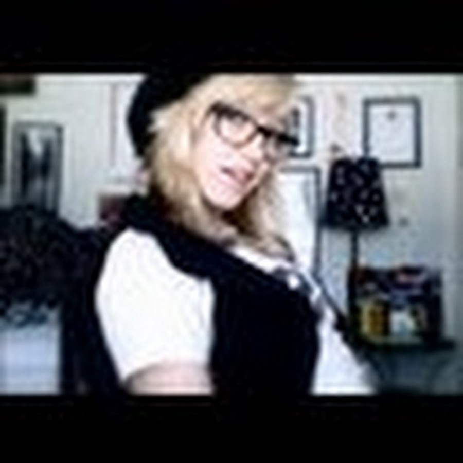 scarlettblonde